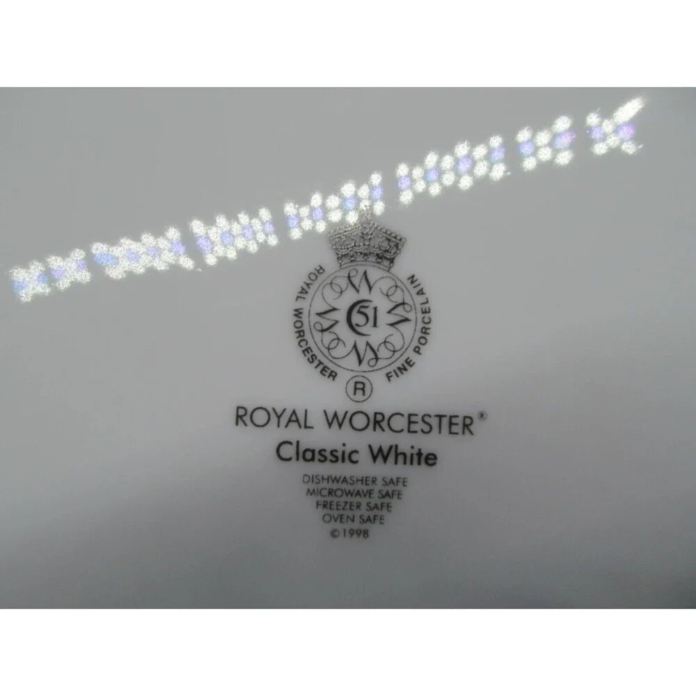 Royal Worcester Classic White 12 1/8